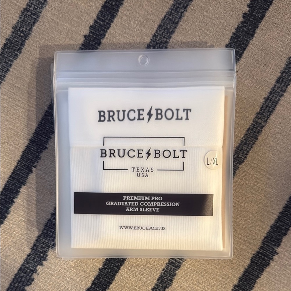 Bruce Bolt Arm Sleeves (3)